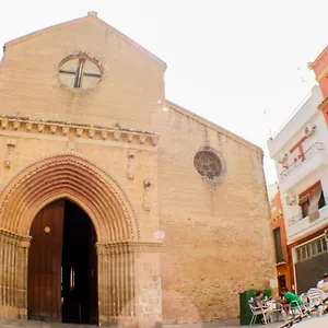 https://calle-santa-marina-6.es-andalucia.com